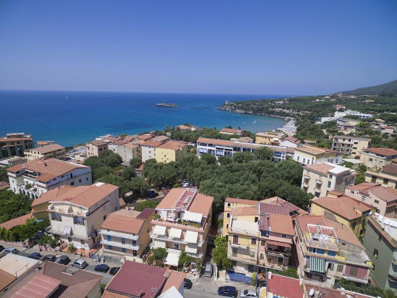 Delfino Hotel Marina di Camerota Exterior photo