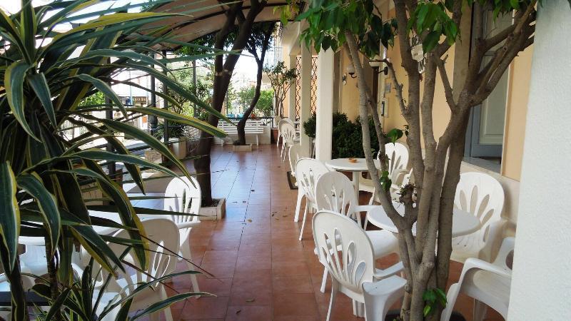 Delfino Hotel Marina di Camerota Exterior photo