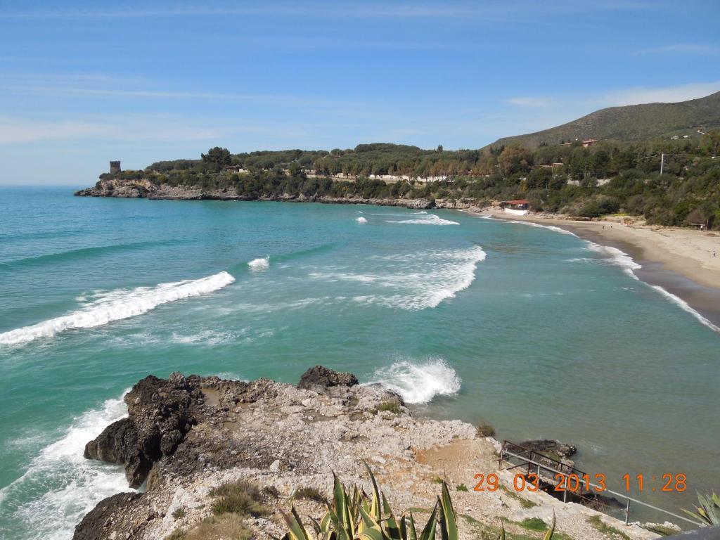 Delfino Hotel Marina di Camerota Exterior photo