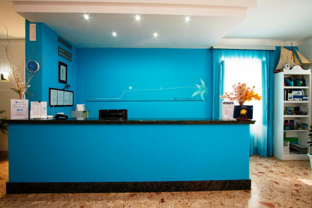 Delfino Hotel Marina di Camerota Exterior photo