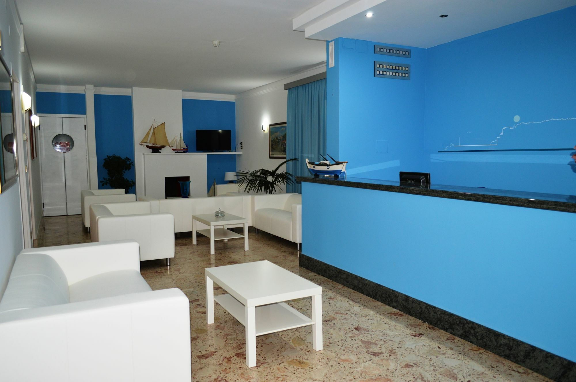 Delfino Hotel Marina di Camerota Exterior photo